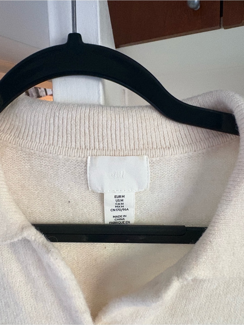 H&M Cream Button-Front Collared Women's Cardigan - Picture 2 of 3